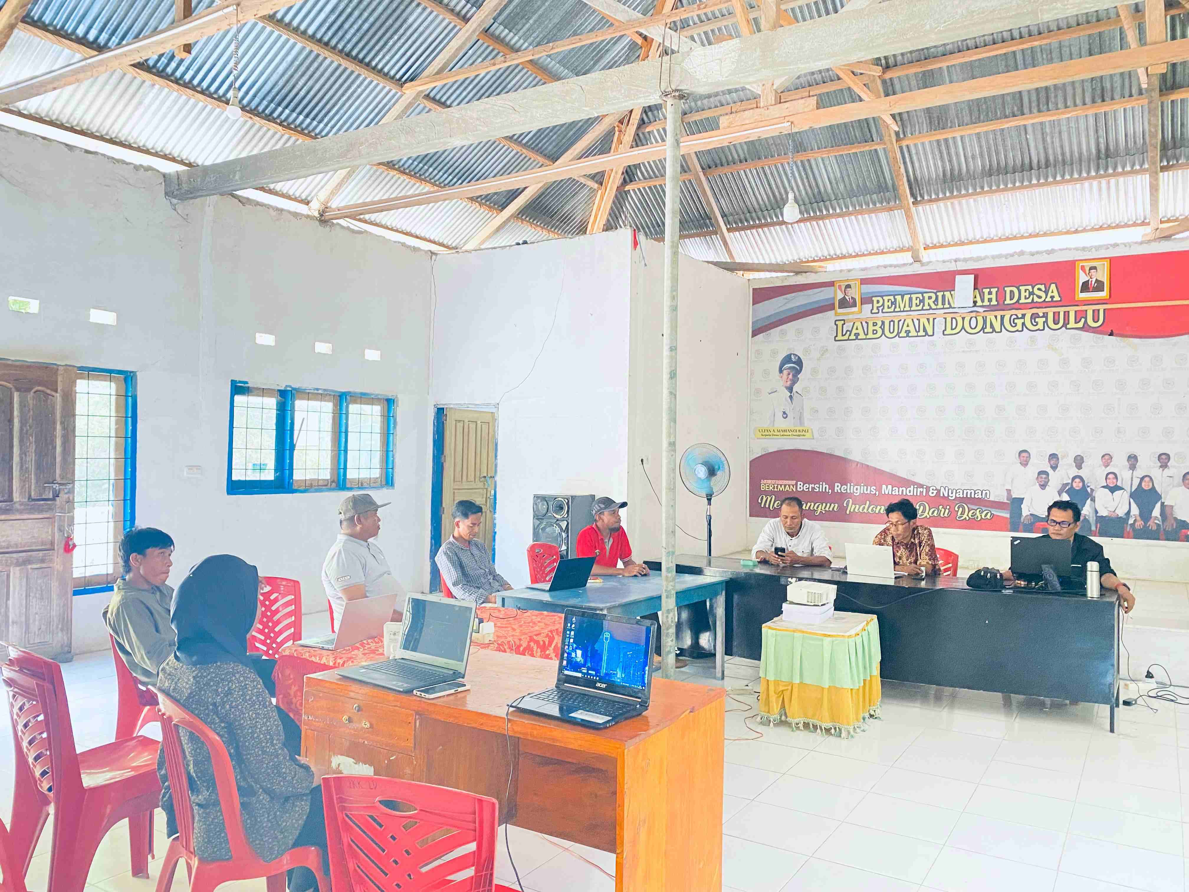 PELATIHAN OPERATOR SISTEM INFORMASI DESA (SID)